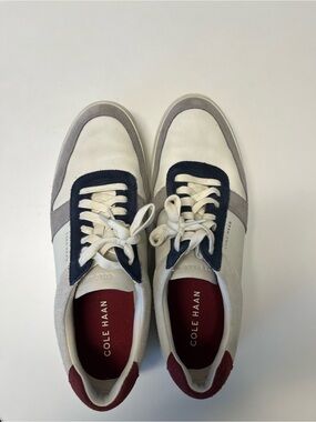 Lightly Used Cole Haan White Navy Gray Men's Casual Sneakers with Maroon Insole
